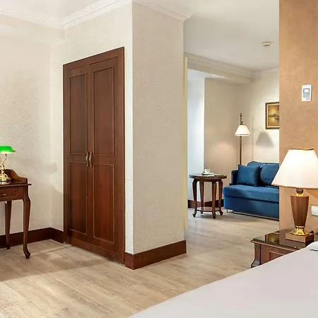 Occidental Taksim 4* 伊斯坦布尔