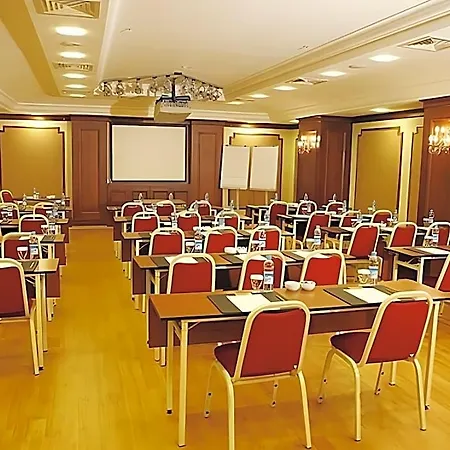Occidental Taksim Hotel 4*