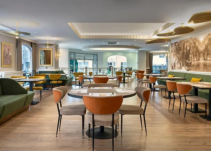 Occidental Taksim 4*