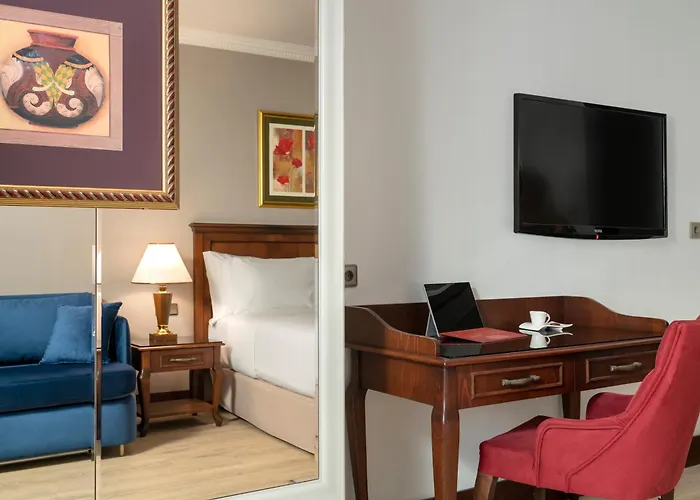 Occidental Taksim Отель 4*