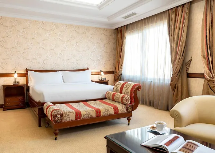 Отель Occidental Taksim 4*