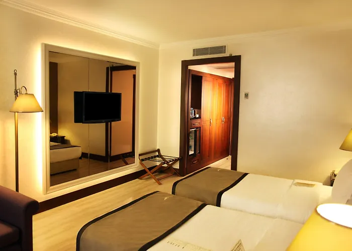 Occidental Taksim 4*