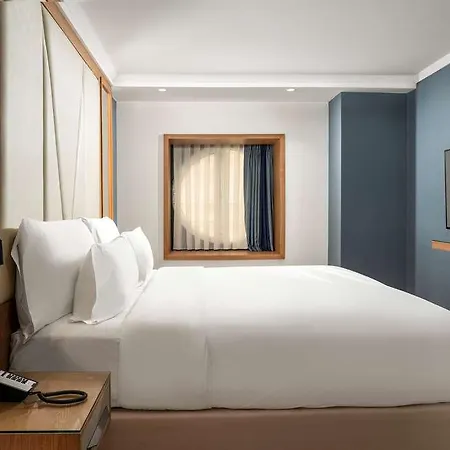 Occidental Taksim Hotel 4*