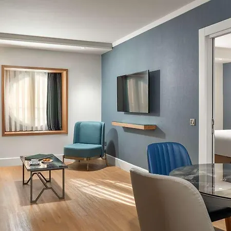 Hotel Occidental Taksim